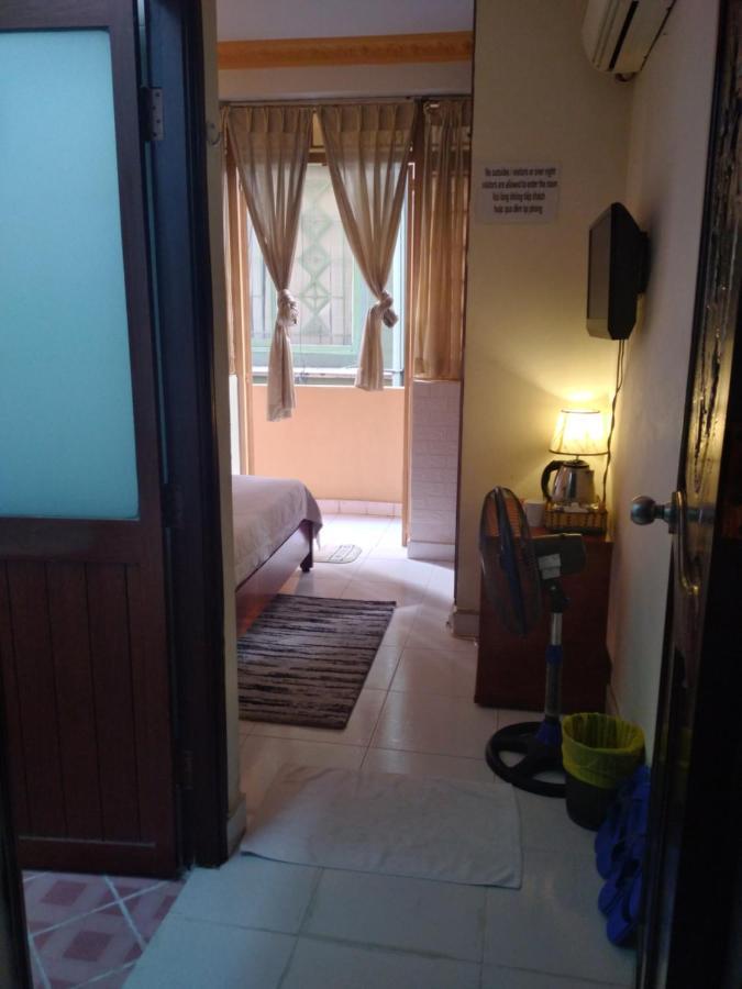 Guest House Uttrang Ho Chi Minh-stad Buitenkant foto