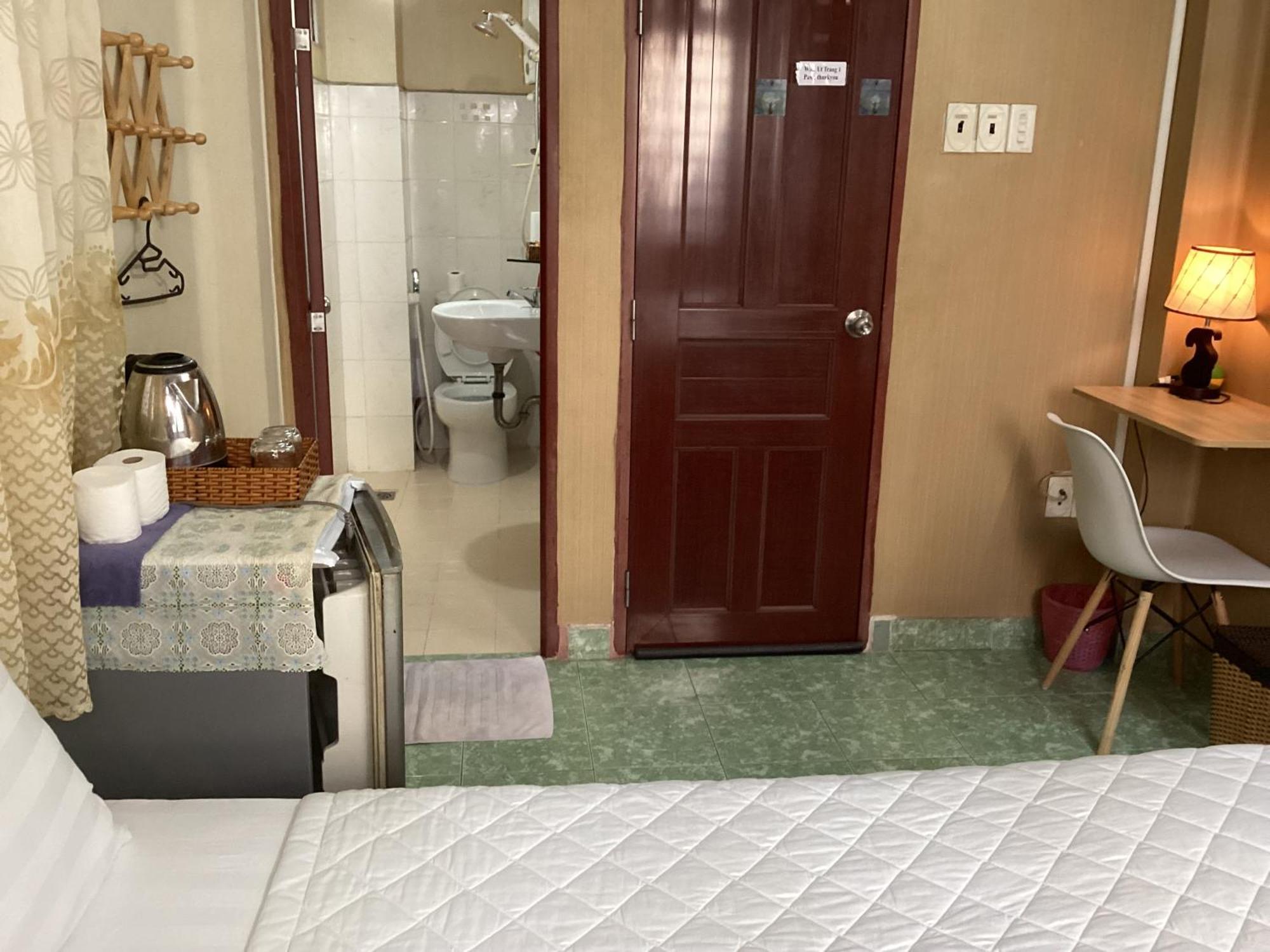 Guest House Uttrang Ho Chi Minh-stad Buitenkant foto