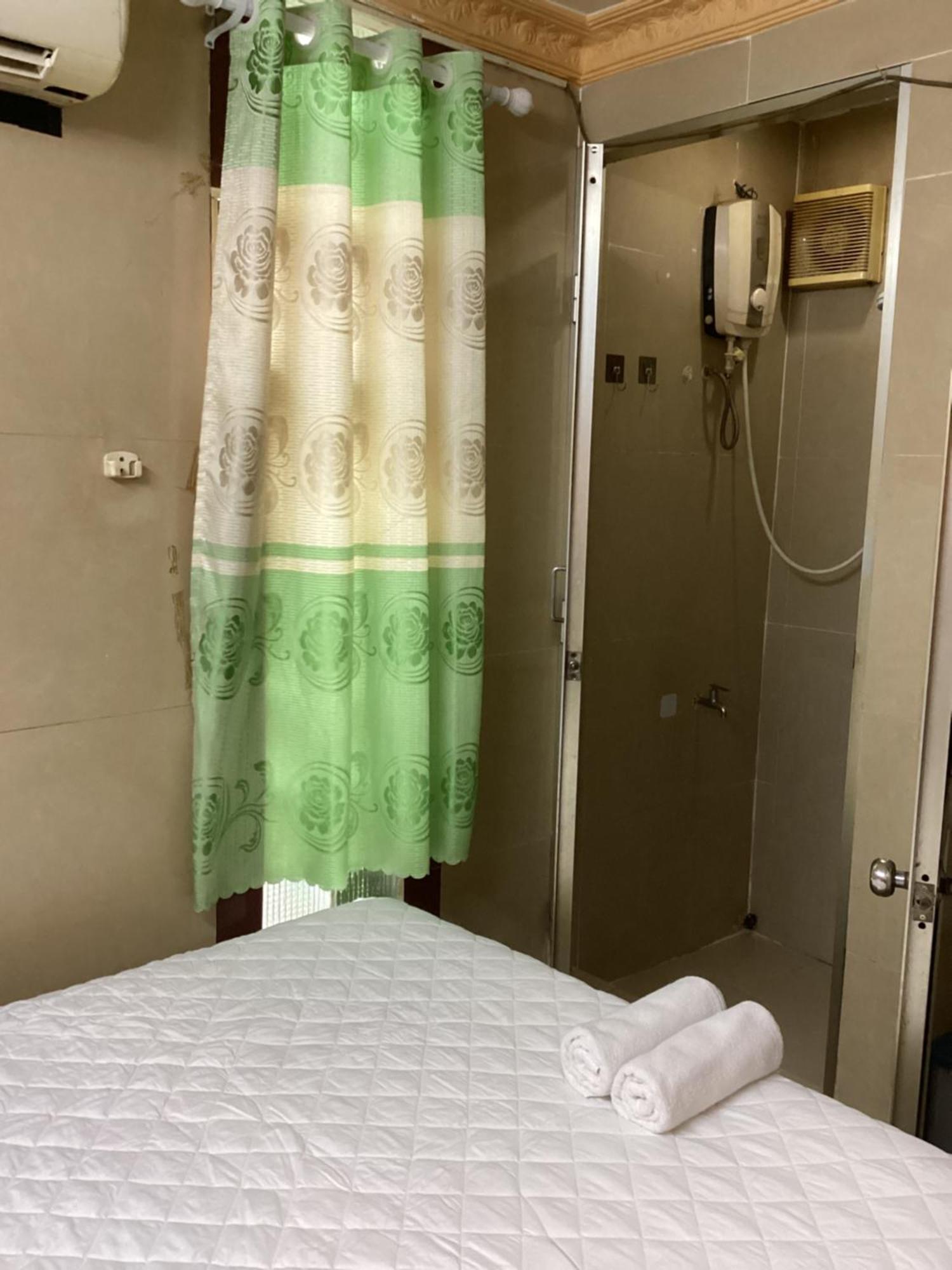 Guest House Uttrang Ho Chi Minh-stad Buitenkant foto