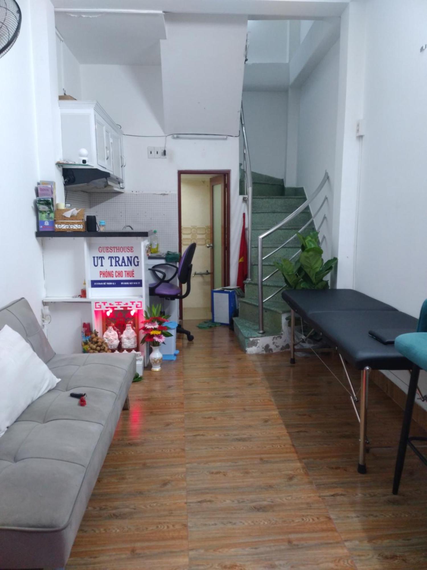 Guest House Uttrang Ho Chi Minh-stad Buitenkant foto
